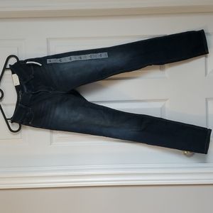 NWT dark blue Old Navy skinny jeans